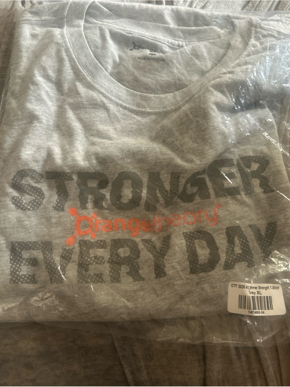 Orangetheory Shirt Mens XL Gray Stronger Every Day Graphic Tee TRUBAR Tagless